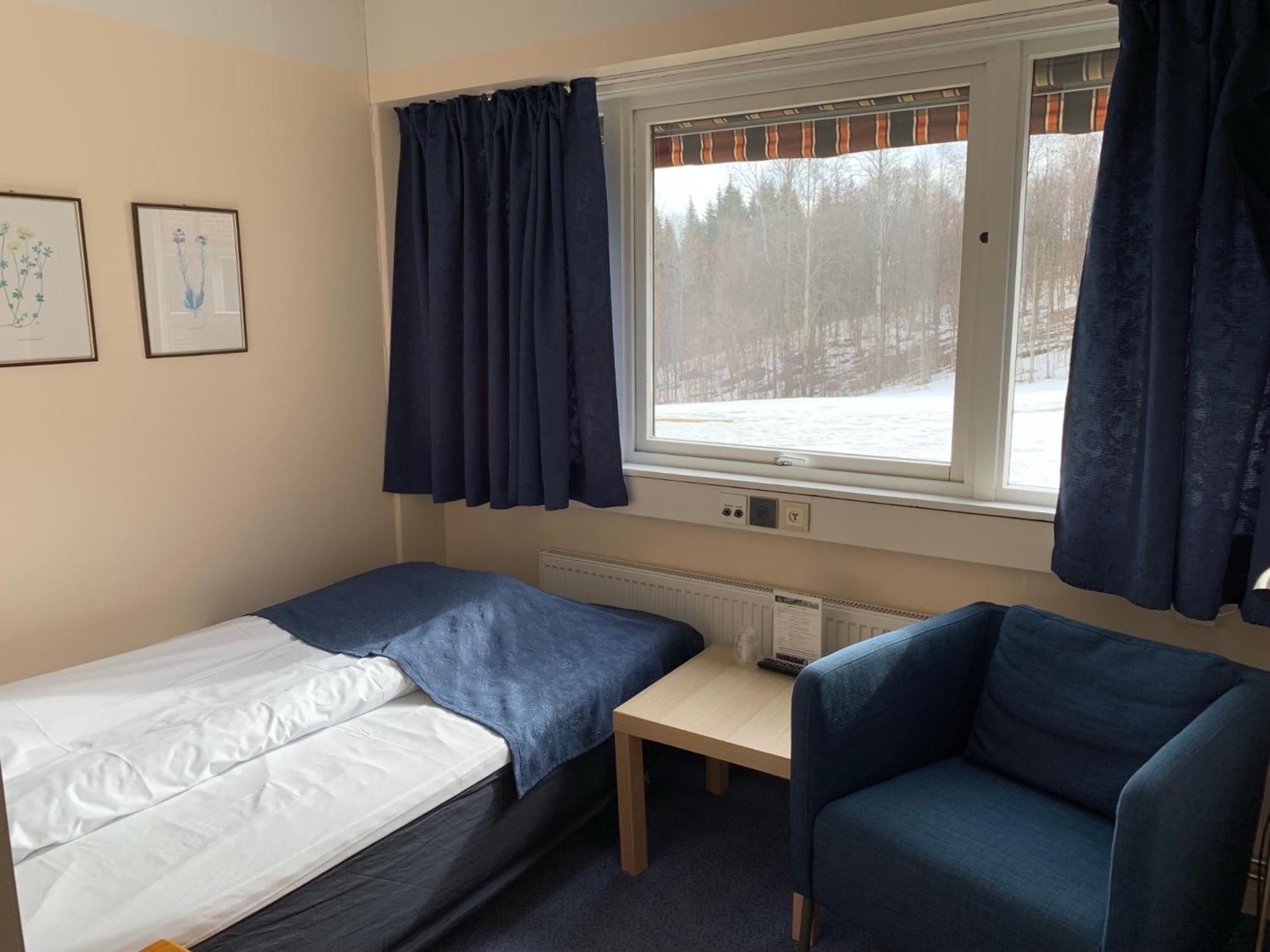 Honne Hotell Biri Extérieur photo